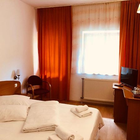 Hotel Poenita Sighisoara Luaran gambar